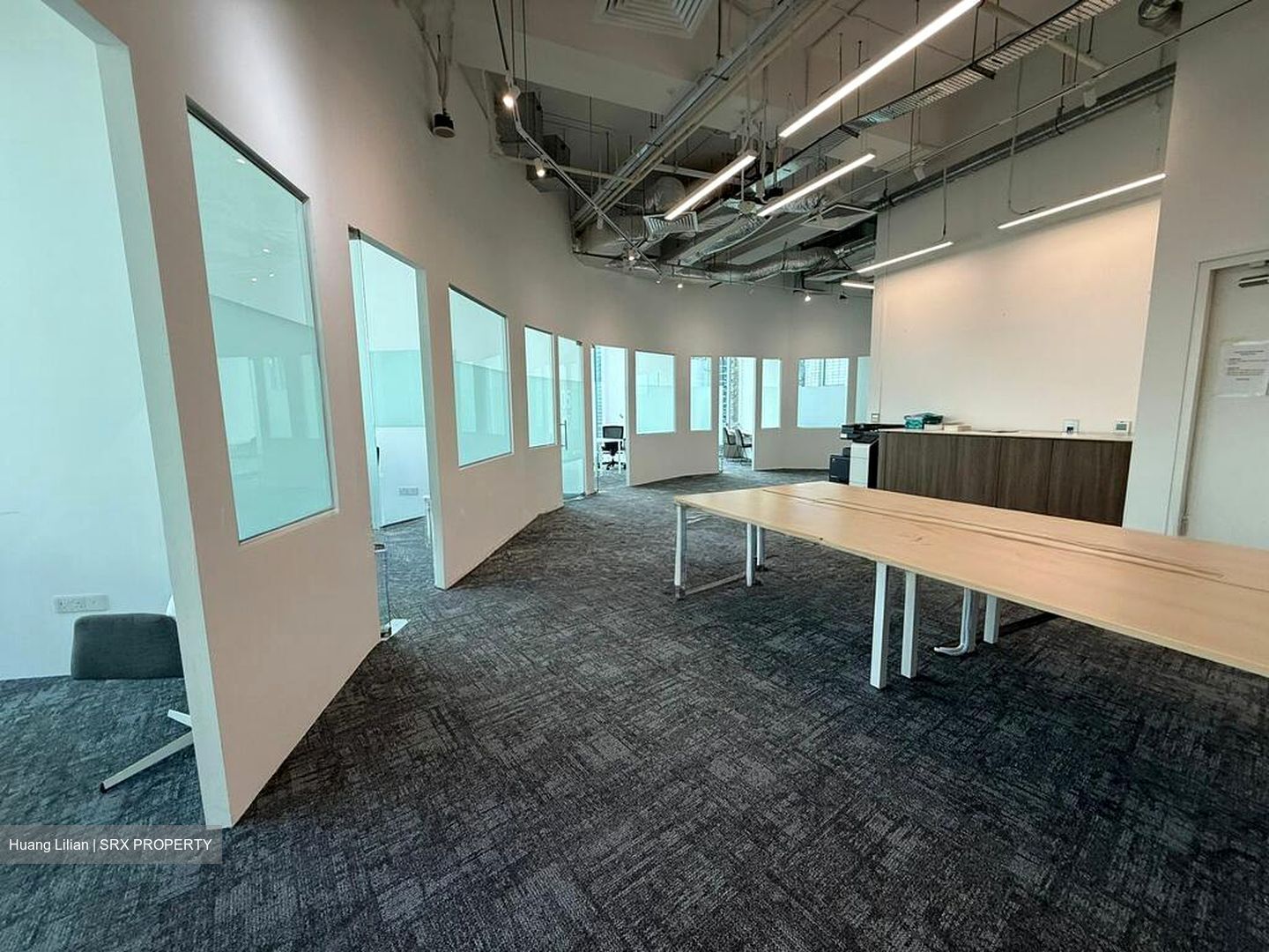 Oxley Tower (D1), Office #570012981